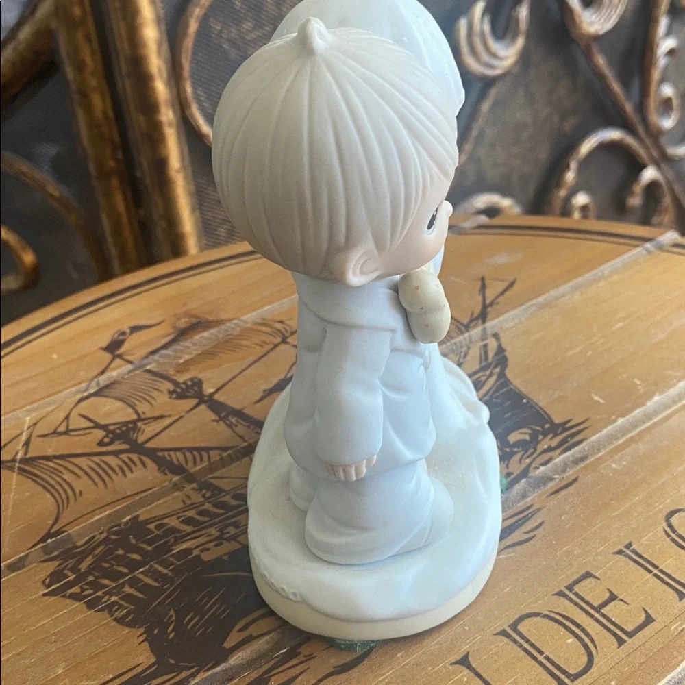 Precious Moments The Lord Bless You and Keep You Bride & Groom Cake Topper 1979